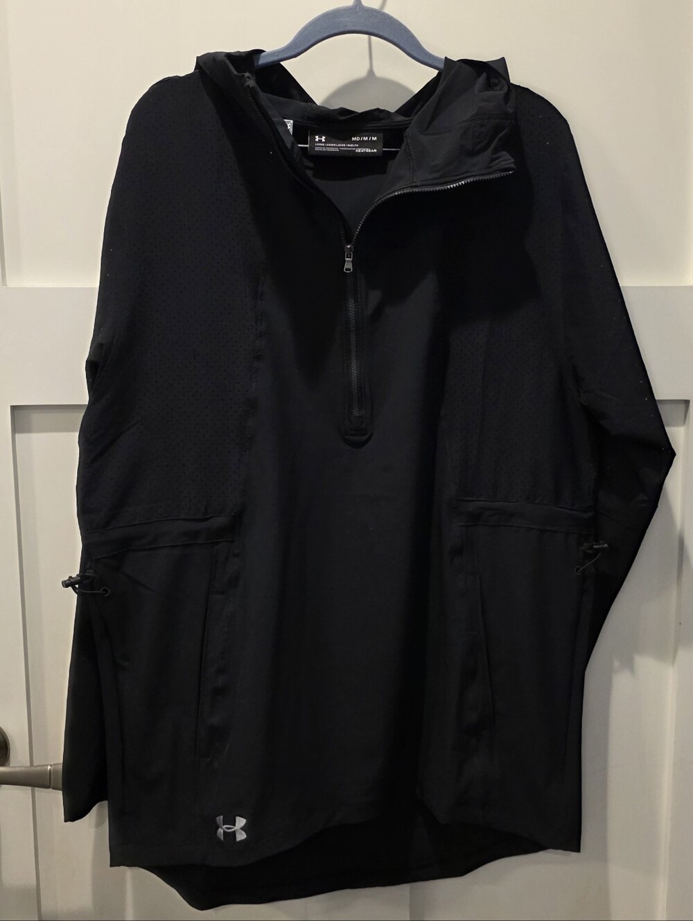 Under Armour Jacket Womens M Black Hooded 1/2 Zip HeatGear Windbreaker Loose